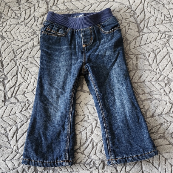 Old Navy Fleece lined Jeans Baby Girl's 18-24 M - Picture 1 of 3